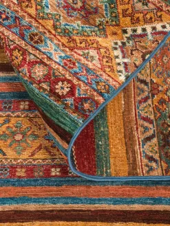 Chobi Schal|Kibek Hot