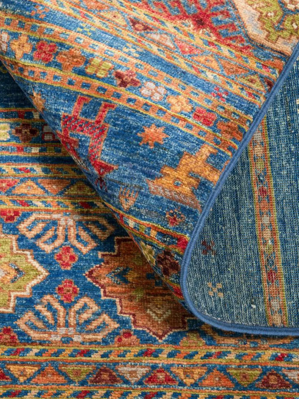 Chobi Schal|Kibek Hot