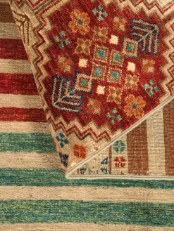 Chobi Schal|Kibek Hot