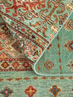 Chobi Schal|Kibek Hot