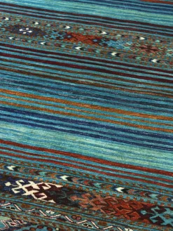 Chobi Schal|Kibek Hot