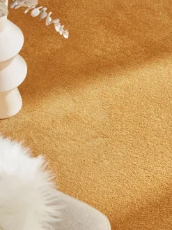 Green Line|Kibek Clearance