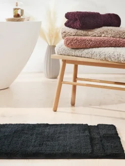 Lania|Kibek Clearance