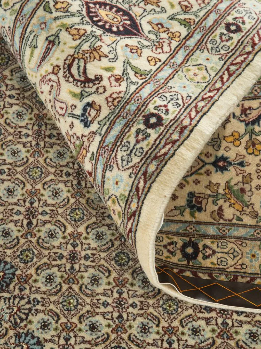 Moud Mahi|Kibek Clearance