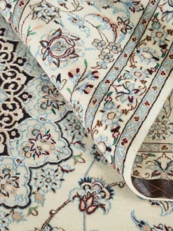 Nain 6 Lah Habibian|Kibek Hot