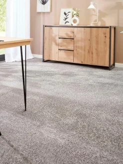 Praia|Kibek Clearance